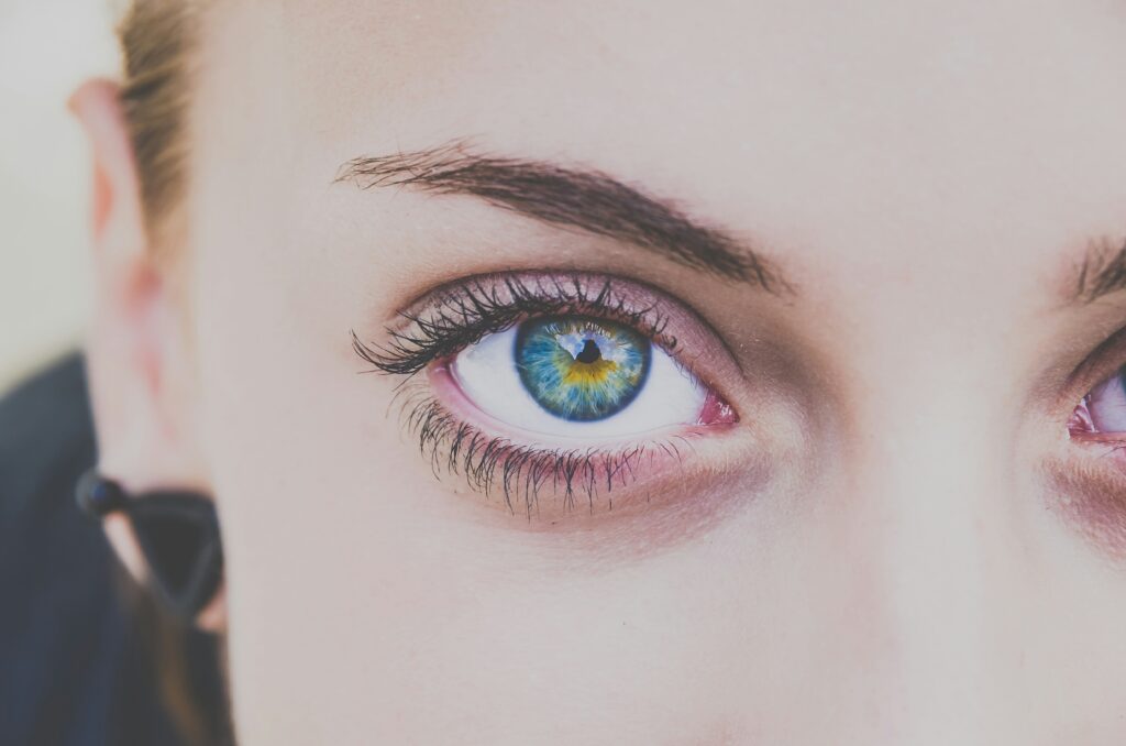 cornflower blue eyes